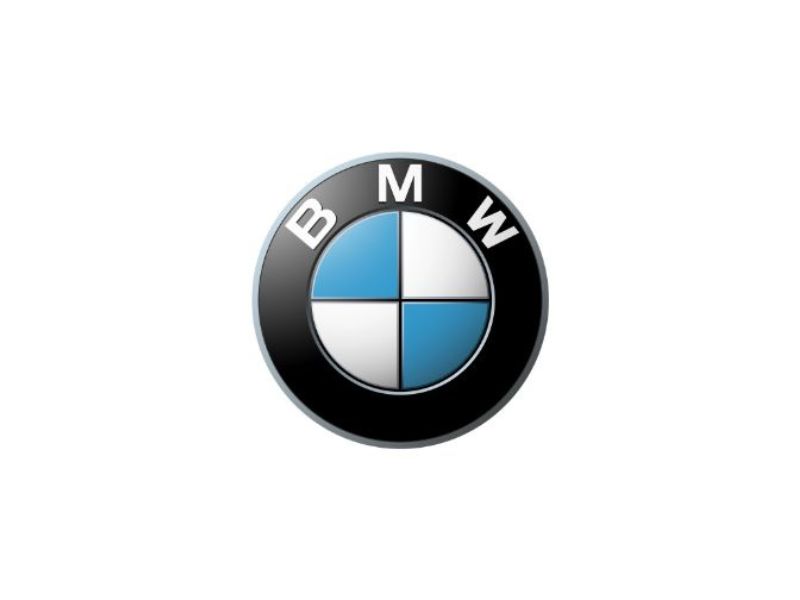 BMW Drives Hydrogen Forward With the New iX5
